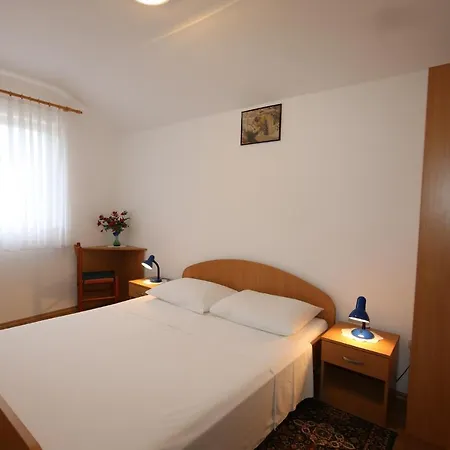 Two-bedroom In Vii * Šilo