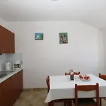 Two-bedroom In Vii 公寓 *
